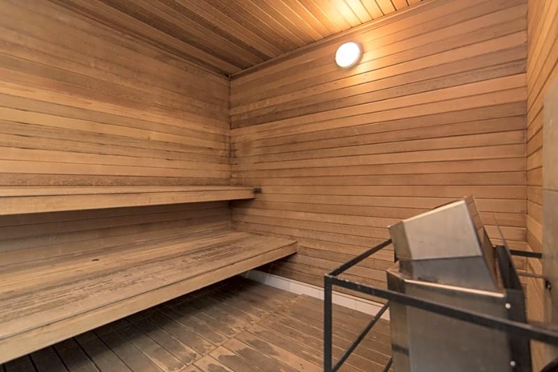 Douglas Fir Resort & Chalets