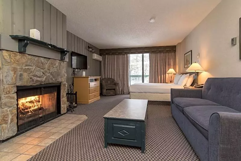 Douglas Fir Resort & Chalets