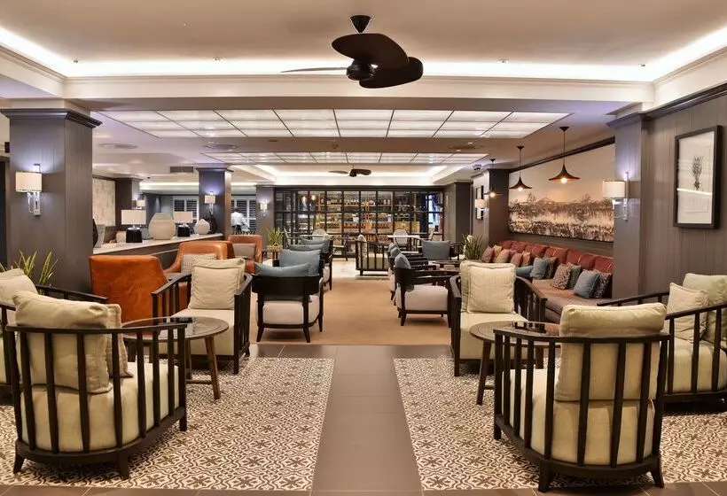 ホテル Avani Gaborone Resort & Casino