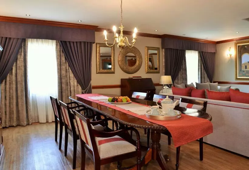 ホテル Avani Gaborone Resort & Casino