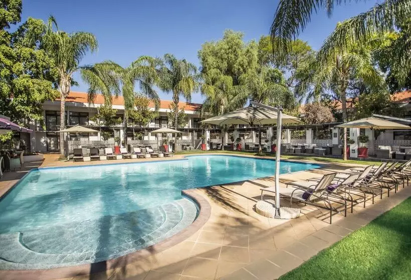 ホテル Avani Gaborone Resort & Casino