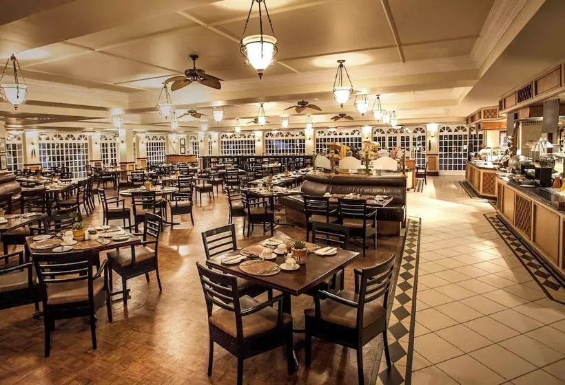 ホテル Avani Gaborone Resort & Casino