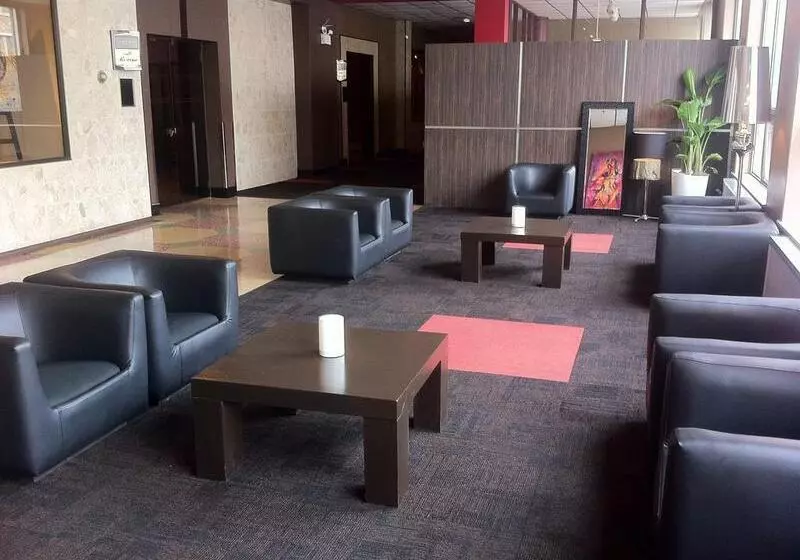 Отель Chicoutimi, Affilié à Hyvi