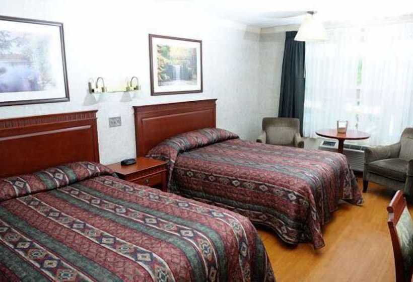 Szálloda Claymore Inn And Suites