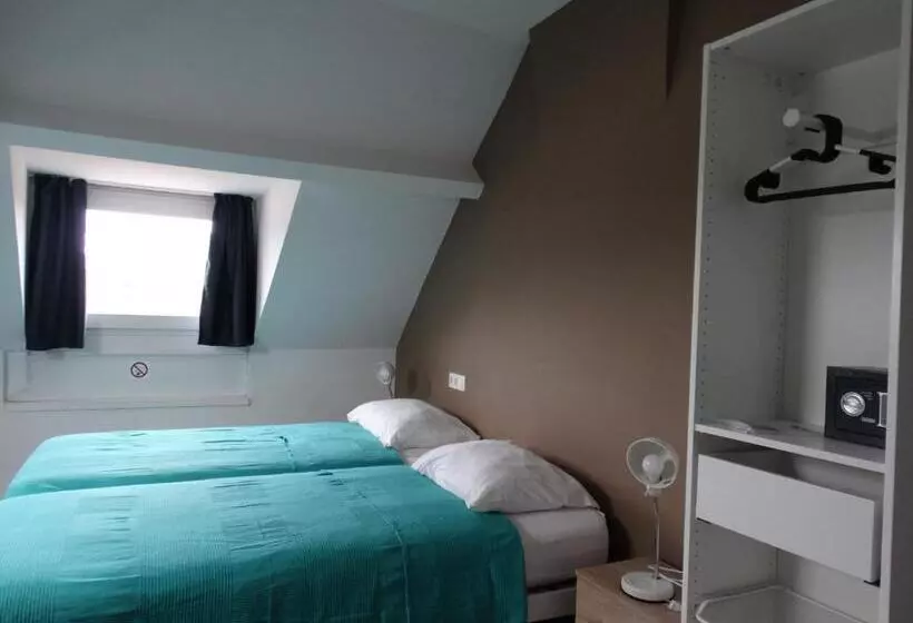 ホテル De La Gare Aalst