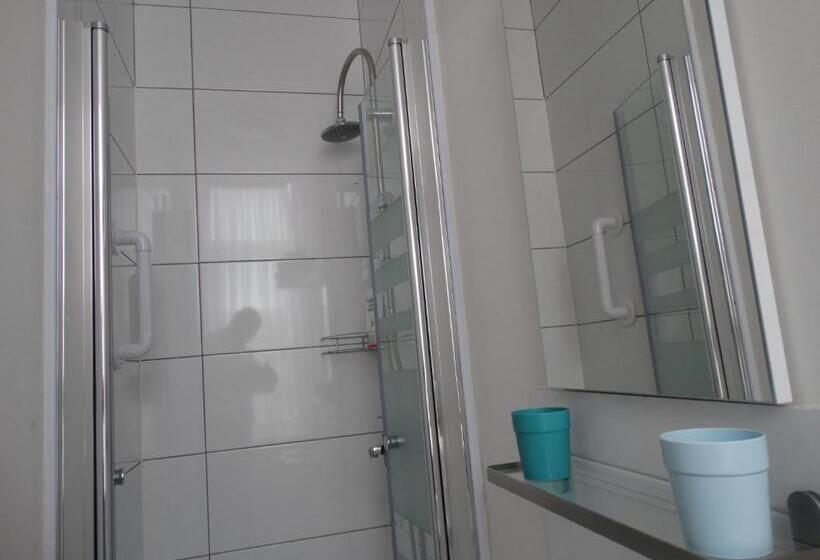 هتل De La Gare Aalst