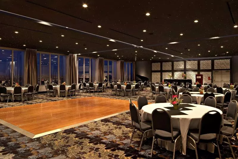 Delta Hotels By Marriott Edmonton South Conference Centre