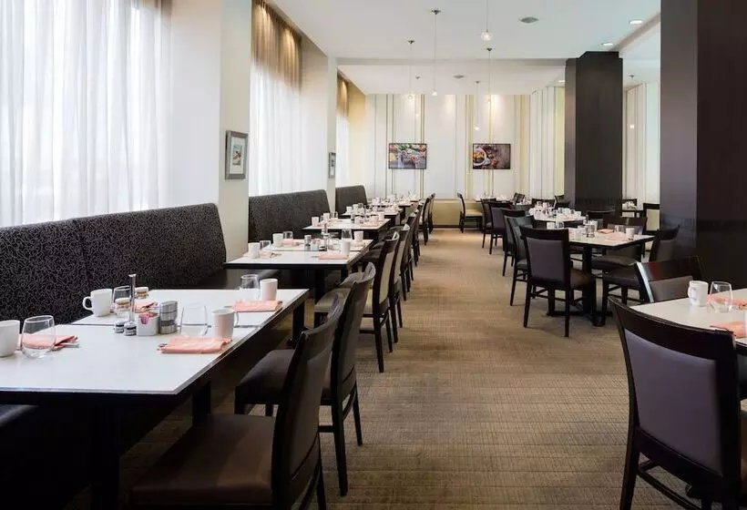 Delta Hotels By Marriott Edmonton South Conference Centre