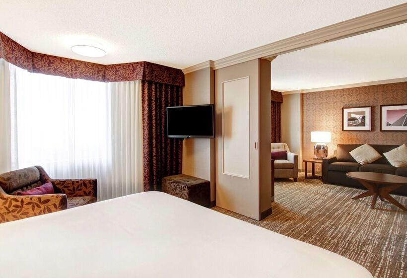 Doubletree By Hilton Hotel West Edmonton