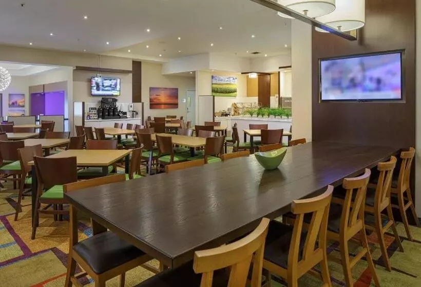 בית מלון כפרי Fairfield Inn & Suites By Marriott Belleville