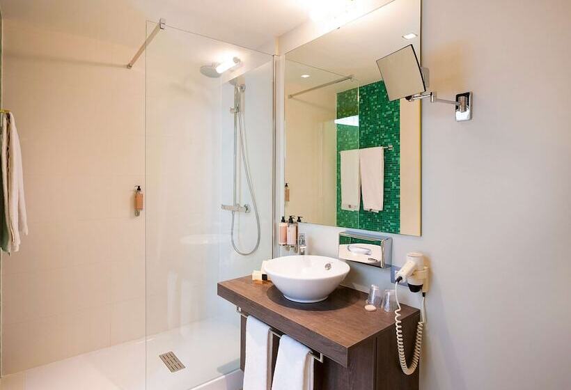 هتل Ibis Styles Kortrijk Expo