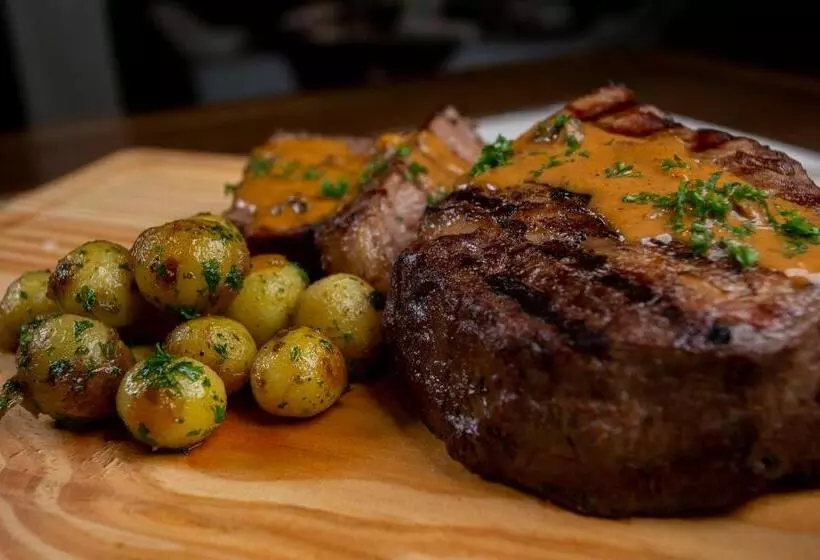 هتل Intercontinental Dhaka, An Ihg