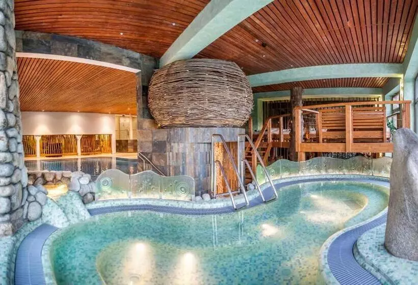 בית מלון כפרי Partizan