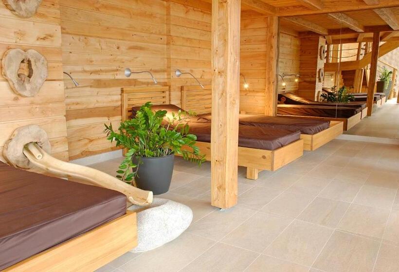 בית מלון כפרי Partizan