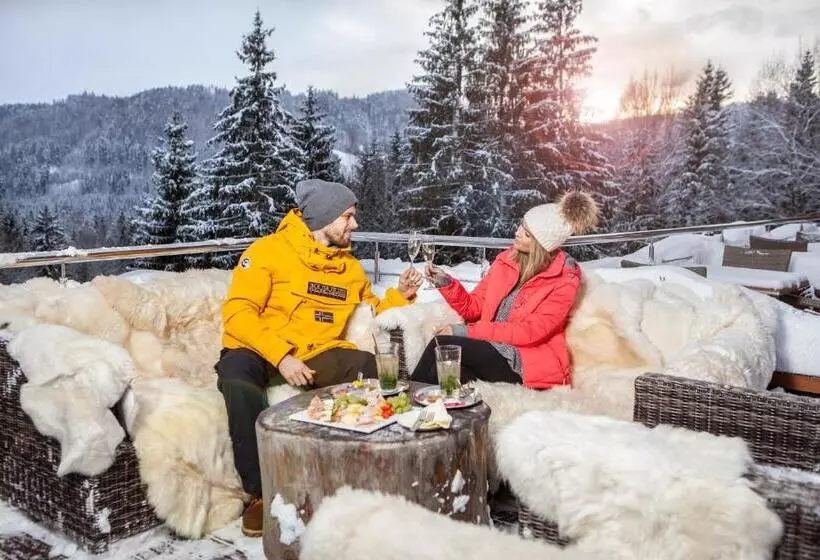 בית מלון כפרי Partizan