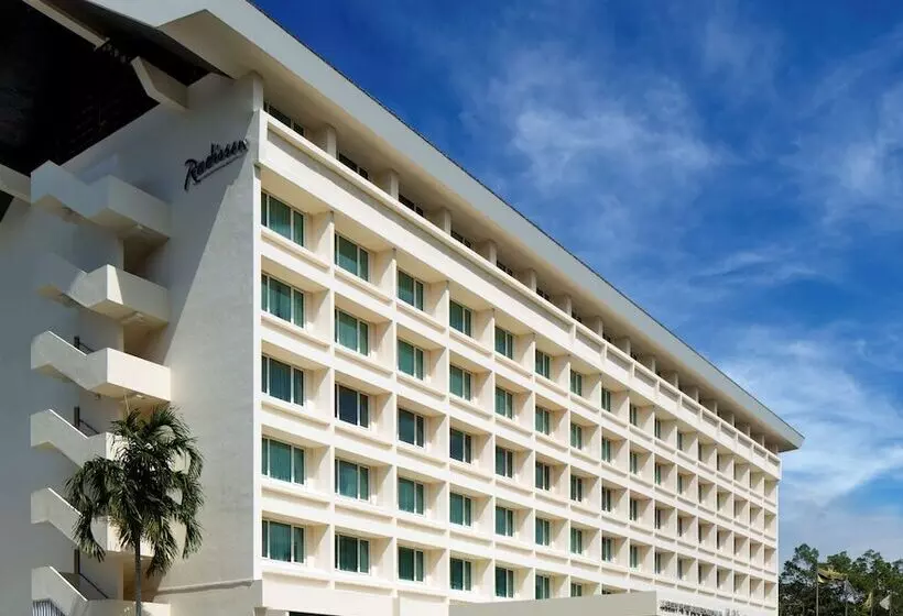 Radisson Hotel Brunei Darussalam