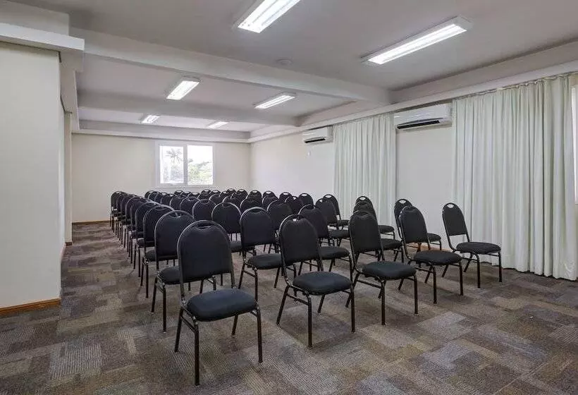 هتل Slim Joinville By Slaviero Hoteis