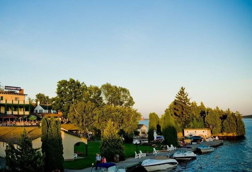 ホテル The Gananoque Inn