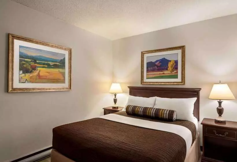 فندق Travelodge By Wyndham Abbotsford Bakerview