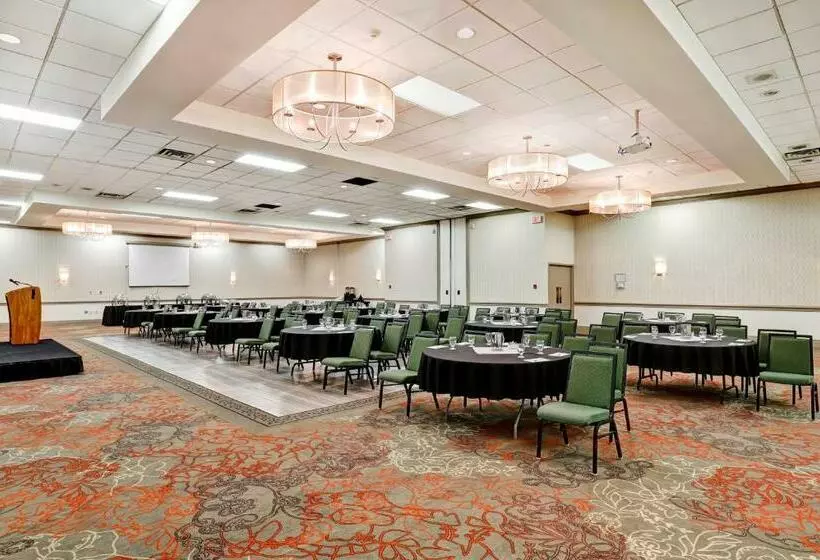 酒店 Holiday Inn Guelph And Conference Centre, An Ihg