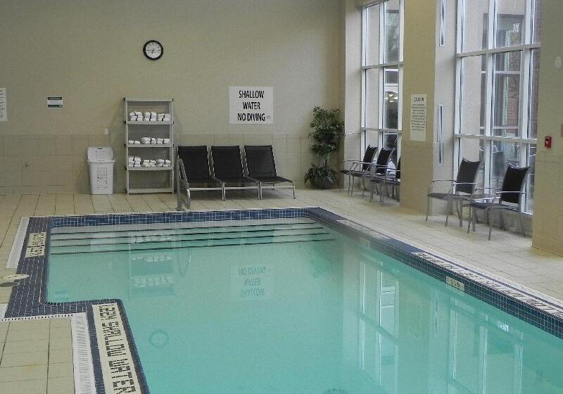 Holiday Inn Hotel & Suites London, An Ihg