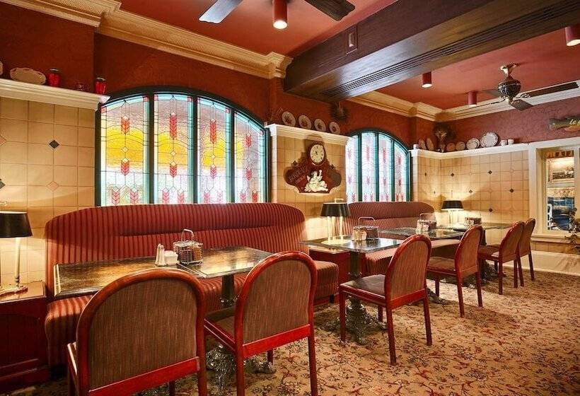 هتل Best Western Fireside Inn