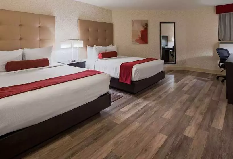 Best Western Plus Montreal Downtown Hotel Europa