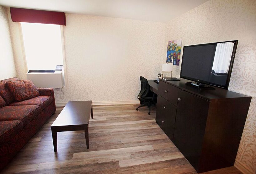 Best Western Plus Montreal Downtown  Hotel Europa