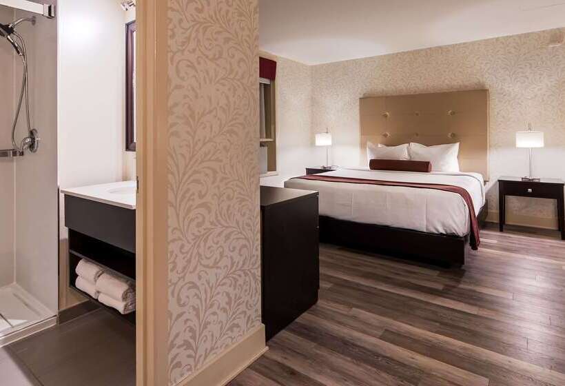 Best Western Plus Montreal Downtown  Hotel Europa