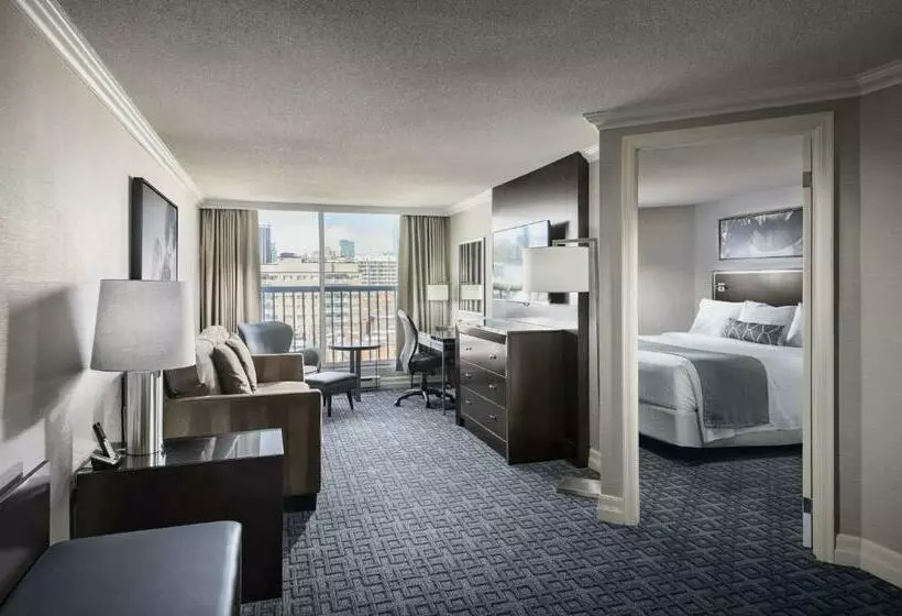 בית מלון כפרי Best Western Plus Ottawa Downtown Suites