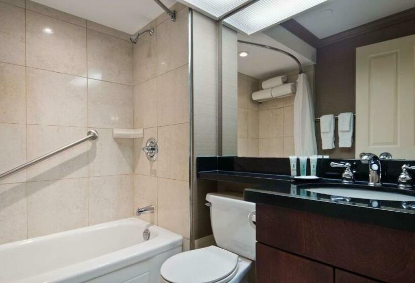 فندق Best Western Plus Ottawa Downtown Suites