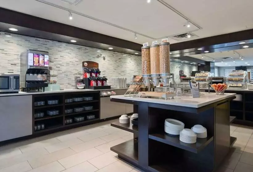 בית מלון כפרי Best Western Plus Ottawa Downtown Suites