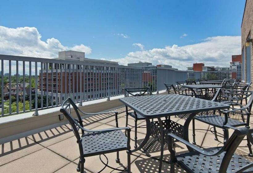 فندق Best Western Plus Ottawa Downtown Suites