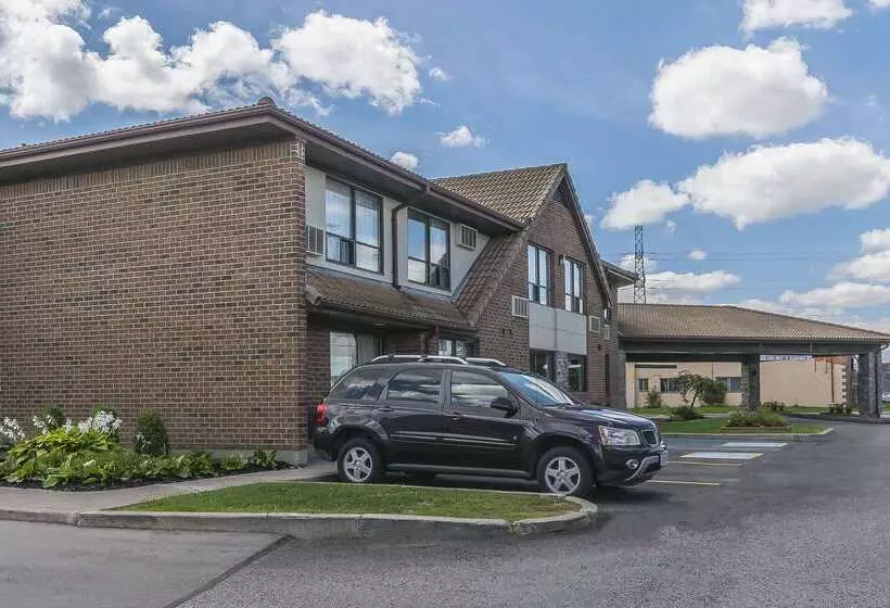 فندق Comfort Inn Oshawa