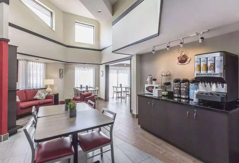 فندق Comfort Inn