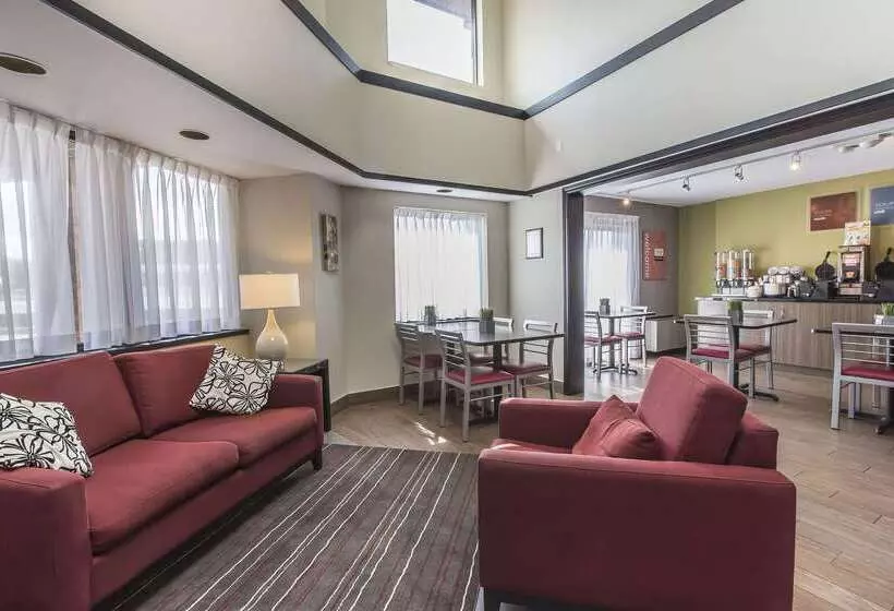 فندق Comfort Inn