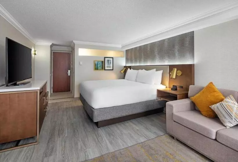 Hotel Crowne Plaza Toronto Airport, An Ihg
