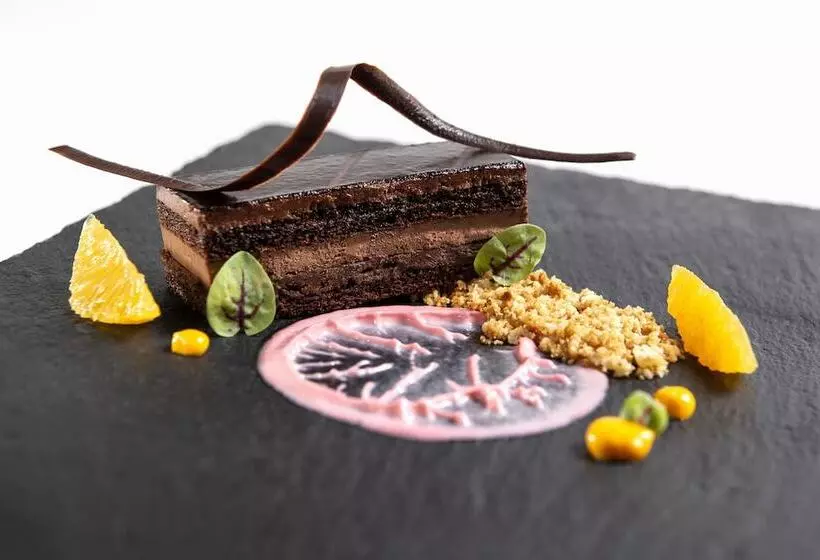 Delta Hotels By Marriott Regina