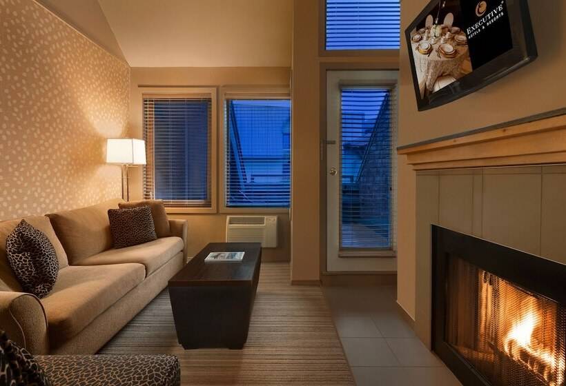 هتل Executive Inn Whistler