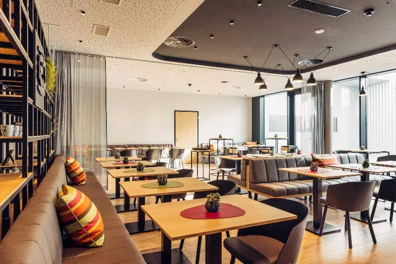 酒店 Harry S Home Bern Expo