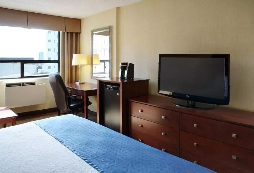 Hotel Holiday Inn & Suites Winnipeg Downtown, An Ihg