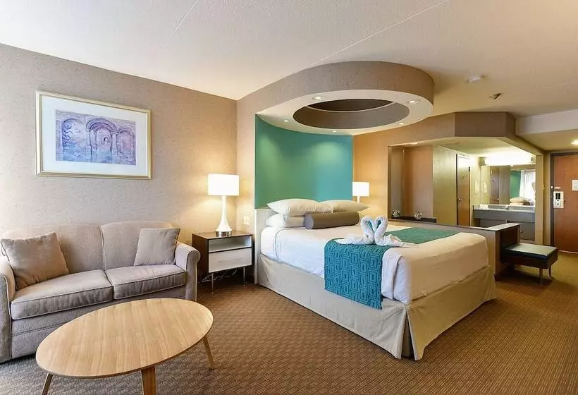 Otel Howard Johnson Plaza By Wyndham By The Falls Niagara Falls