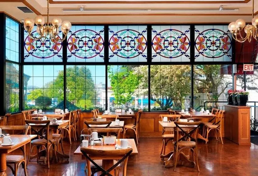 Huntingdon Hotel And Suites