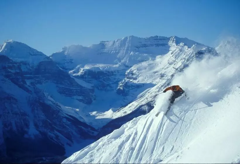 Hotel Mountaineer Lodge