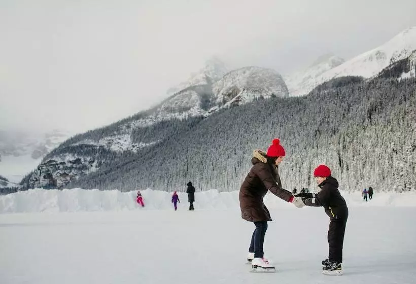 Hotel Mountaineer Lodge