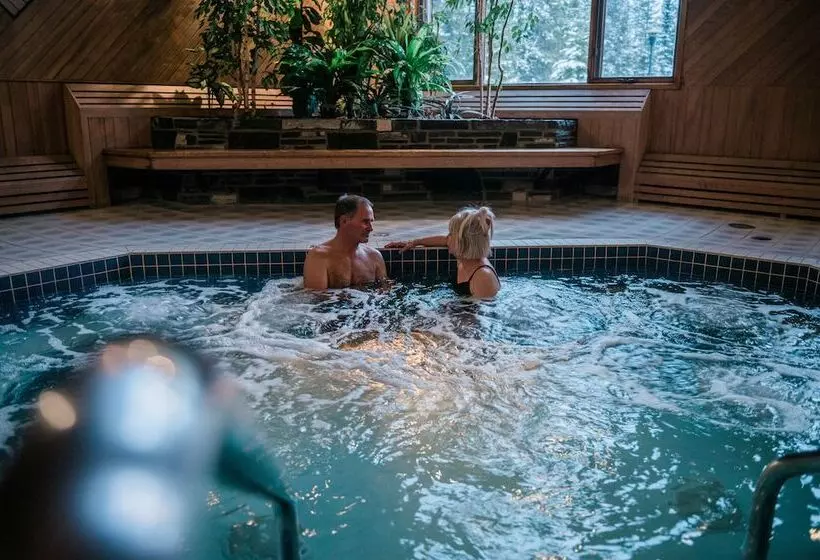 Hotel Mountaineer Lodge