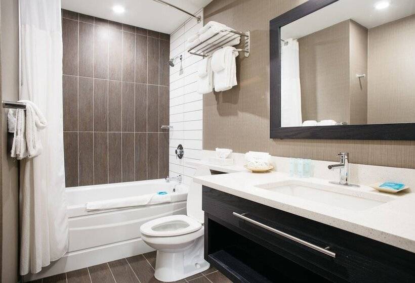 هتل Mountaineer Lodge