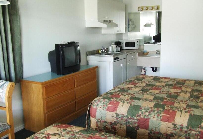 هتل Ponderosa Motor Inn