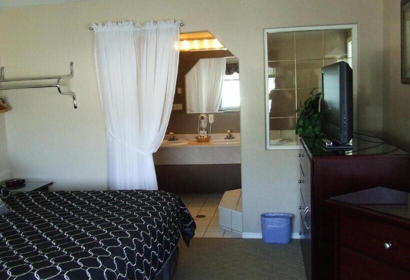 هتل Ponderosa Motor Inn