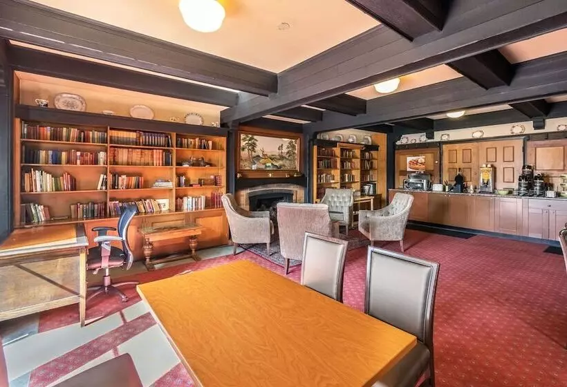 Hotel Quality Inn Waddling Dog